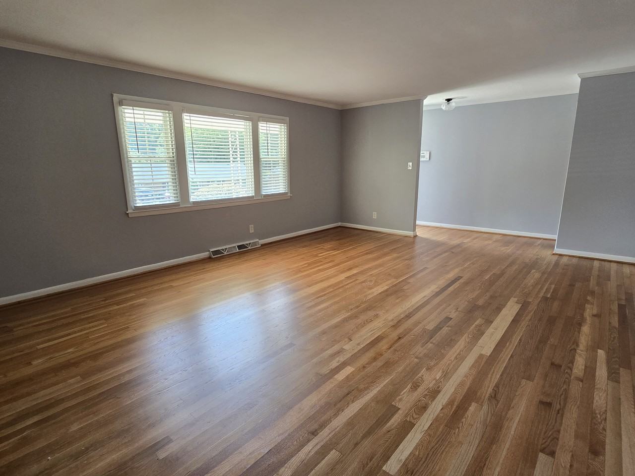 2402 Chatham Dr #1 - Photo 5 of 19