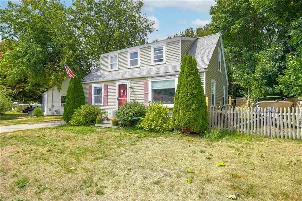 15 Spencer Dr - Photo 2 of 24