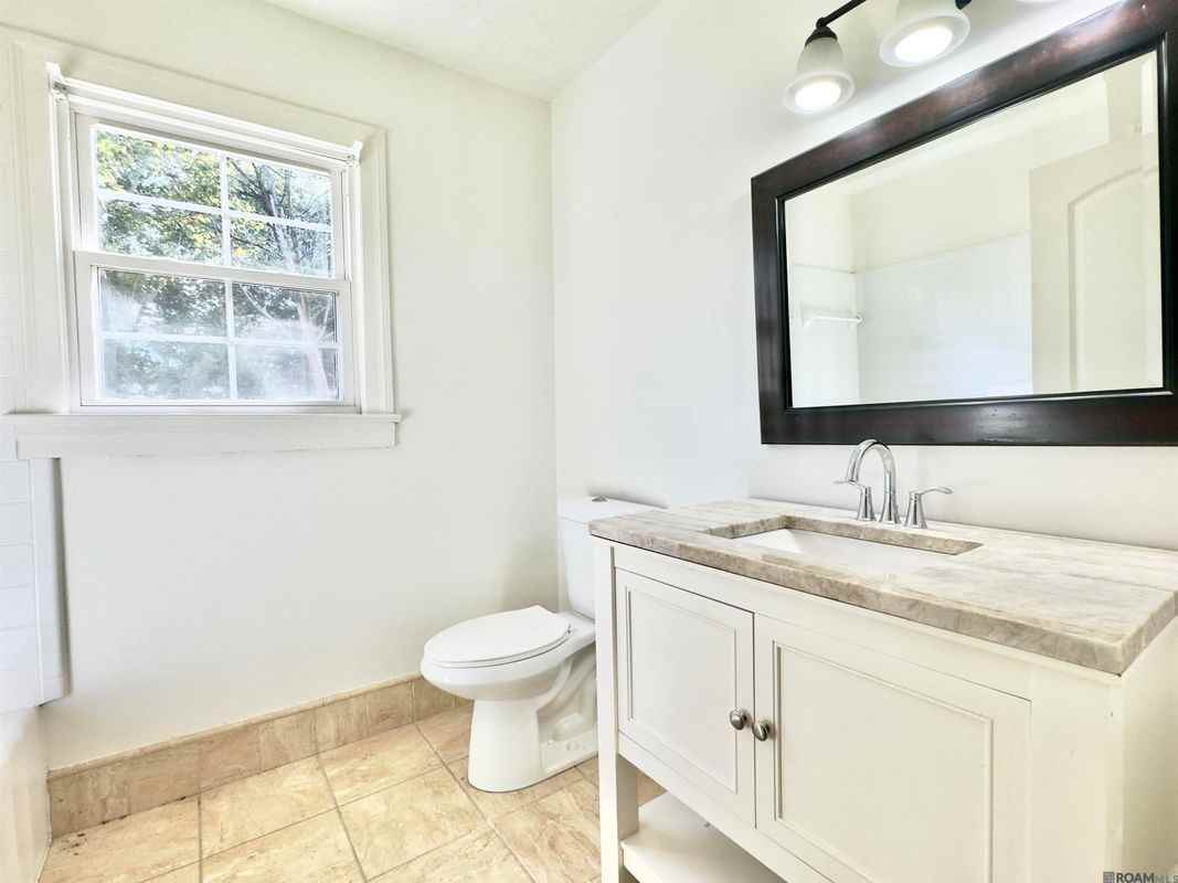 232 North St - Photo 5 of 9