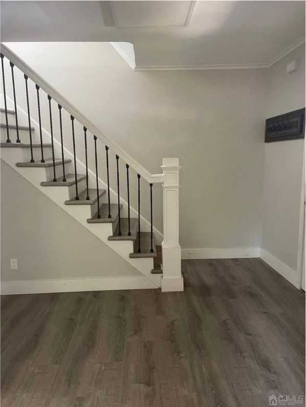 879 Upper Main St - Photo 5 of 11