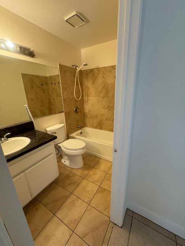 3133 Heather Ave - Photo 4 of 8