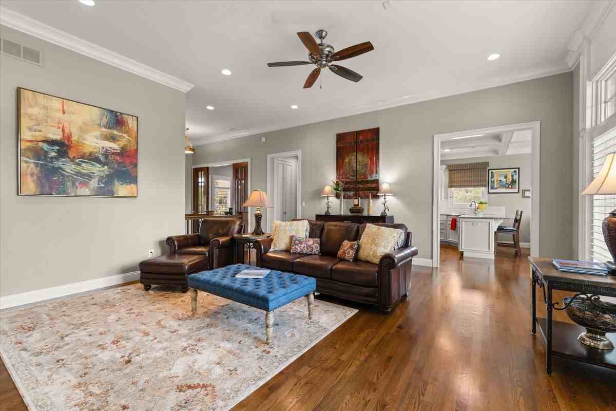 5910 Screaming Eagle Ln - Photo 3 of 9
