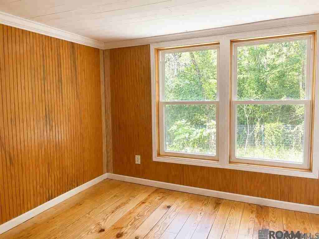 17782 Highway 10 - Photo 6 of 14