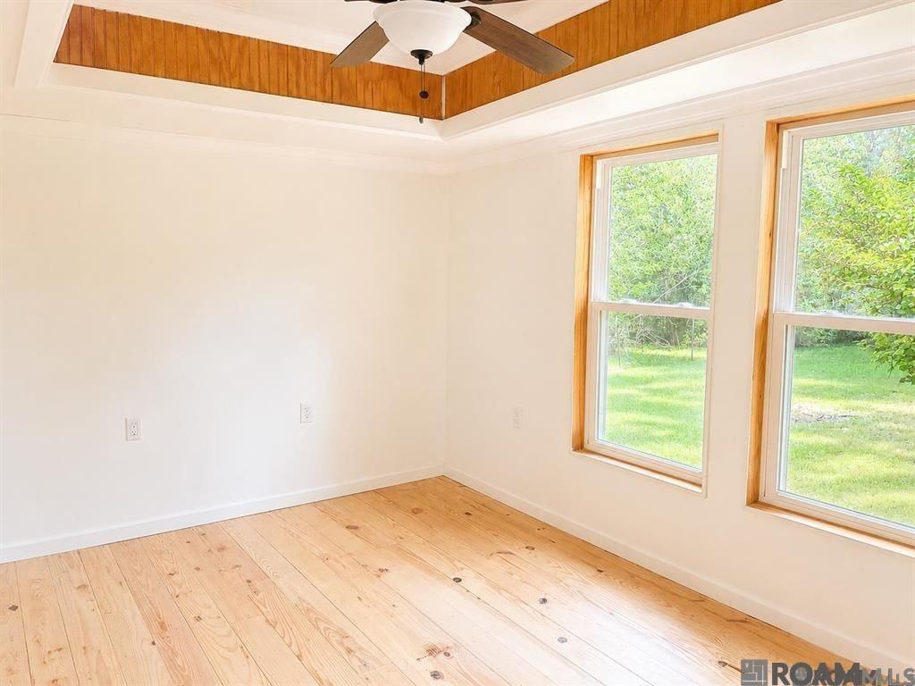 17782 Highway 10 - Photo 7 of 14