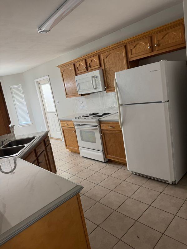 70434 H St - Photo 2 of 3