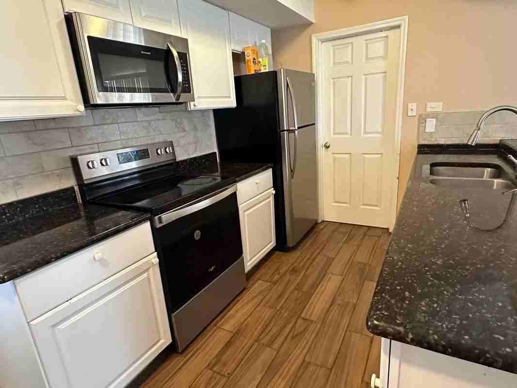 26 Cornwall Dr - Photo 5 of 14