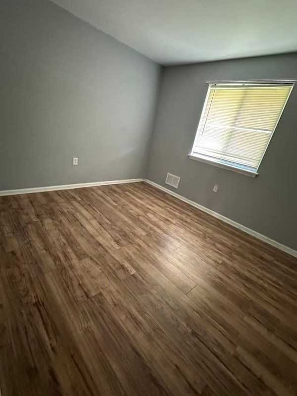 26 Cornwall Dr - Photo 6 of 14