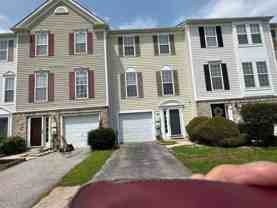 8 Carper St - Photo 1 of 1