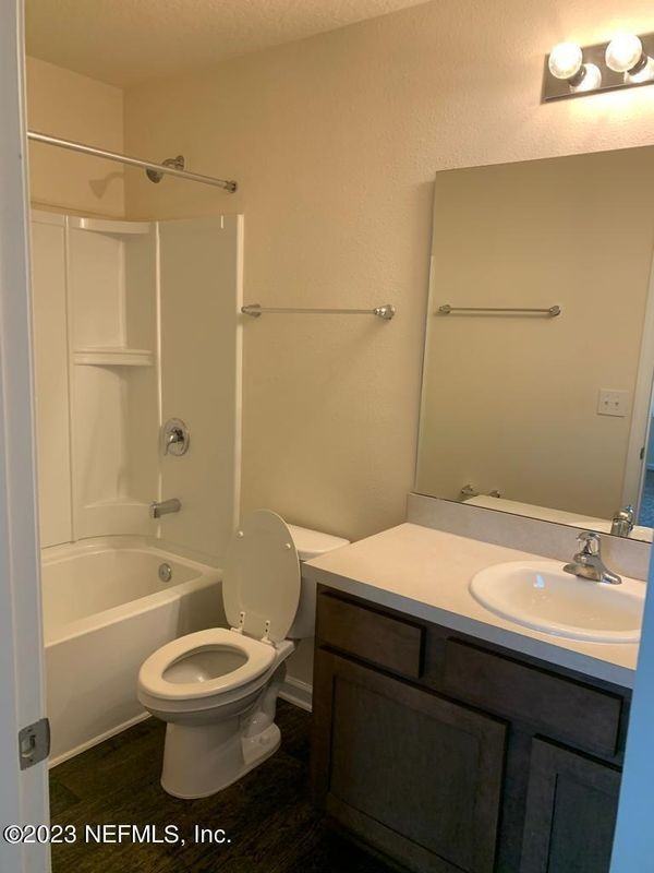8095 Echo Springs Rd - Photo 3 of 8