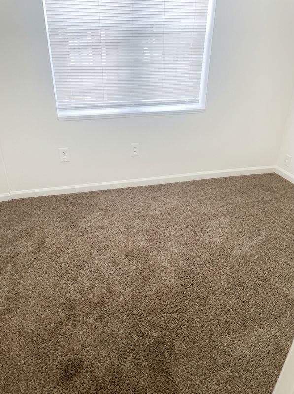 4642 Hillside Rd Se - Photo 6 of 14