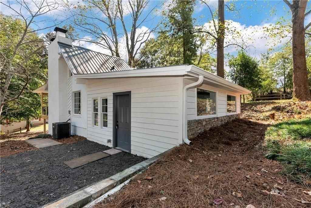 75 Lake Dr - Photo 5 of 50