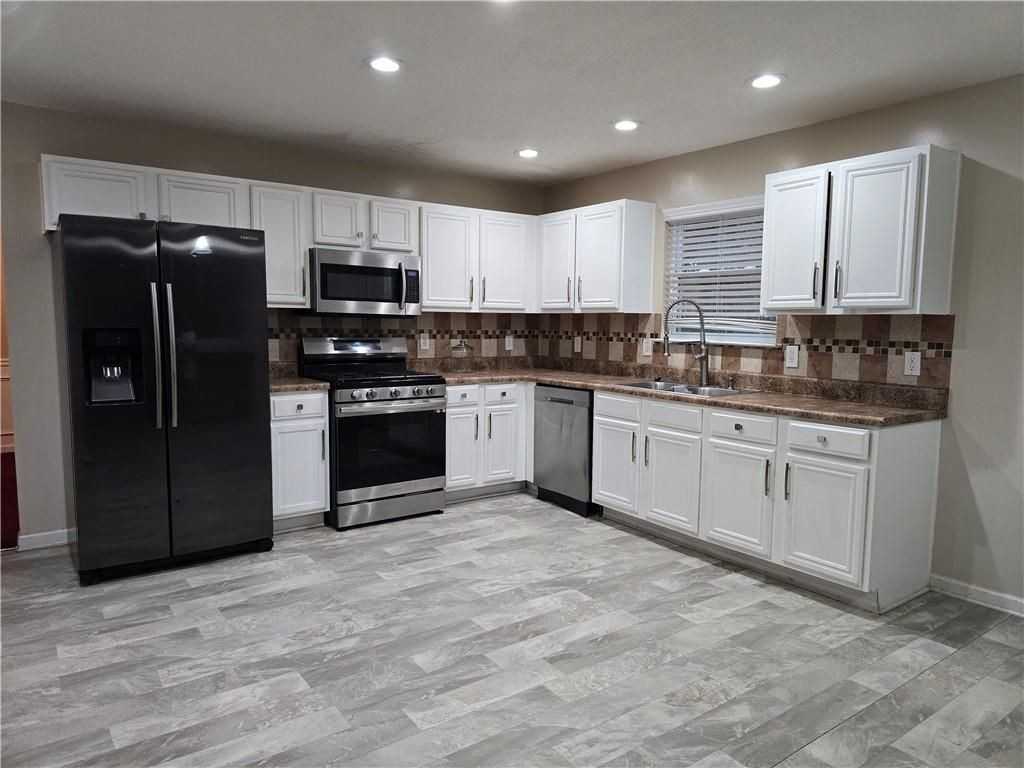 5195 Miller Woods Trl - Photo 3 of 23