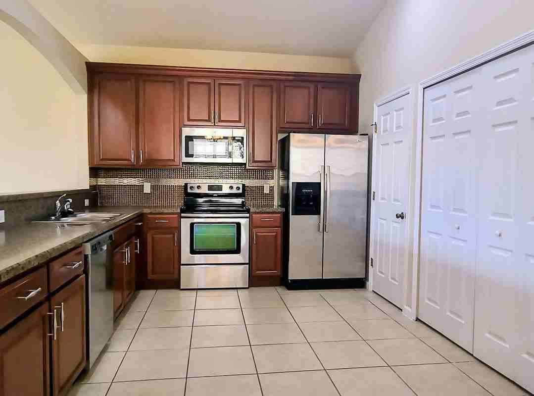 490 Bismarck Way ##48 - Photo 5 of 16