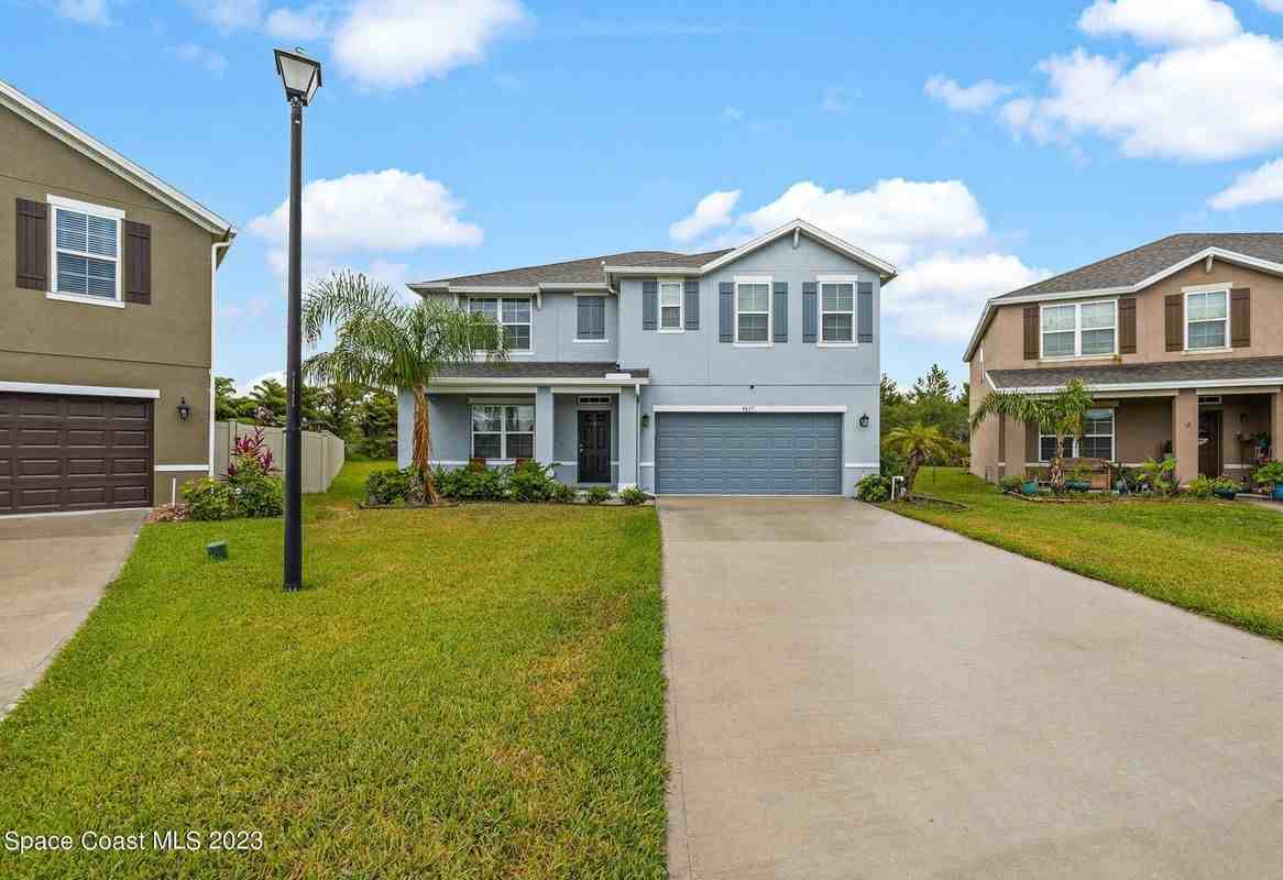 4637 Amaca Bay Ln - Photo 2 of 21