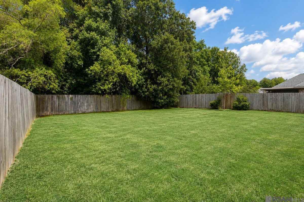 26197 Glenbrooke Dr - Photo 3 of 19