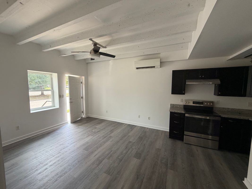 2201 Princess Anne St - Photo 2 of 4