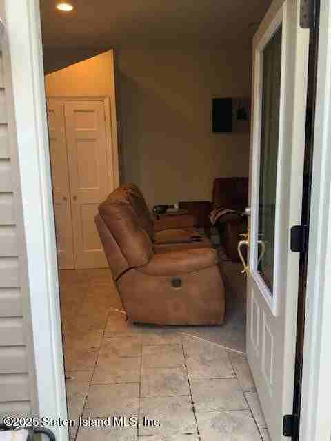 312 Preston Ave - Photo 2 of 15