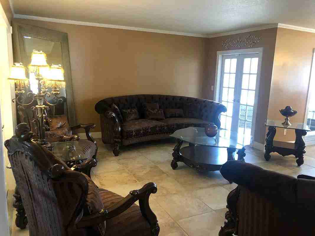 6412 Windwood Ct - Photo 6 of 10