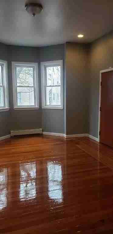 49 Arch St ##1 - Photo 4 of 7