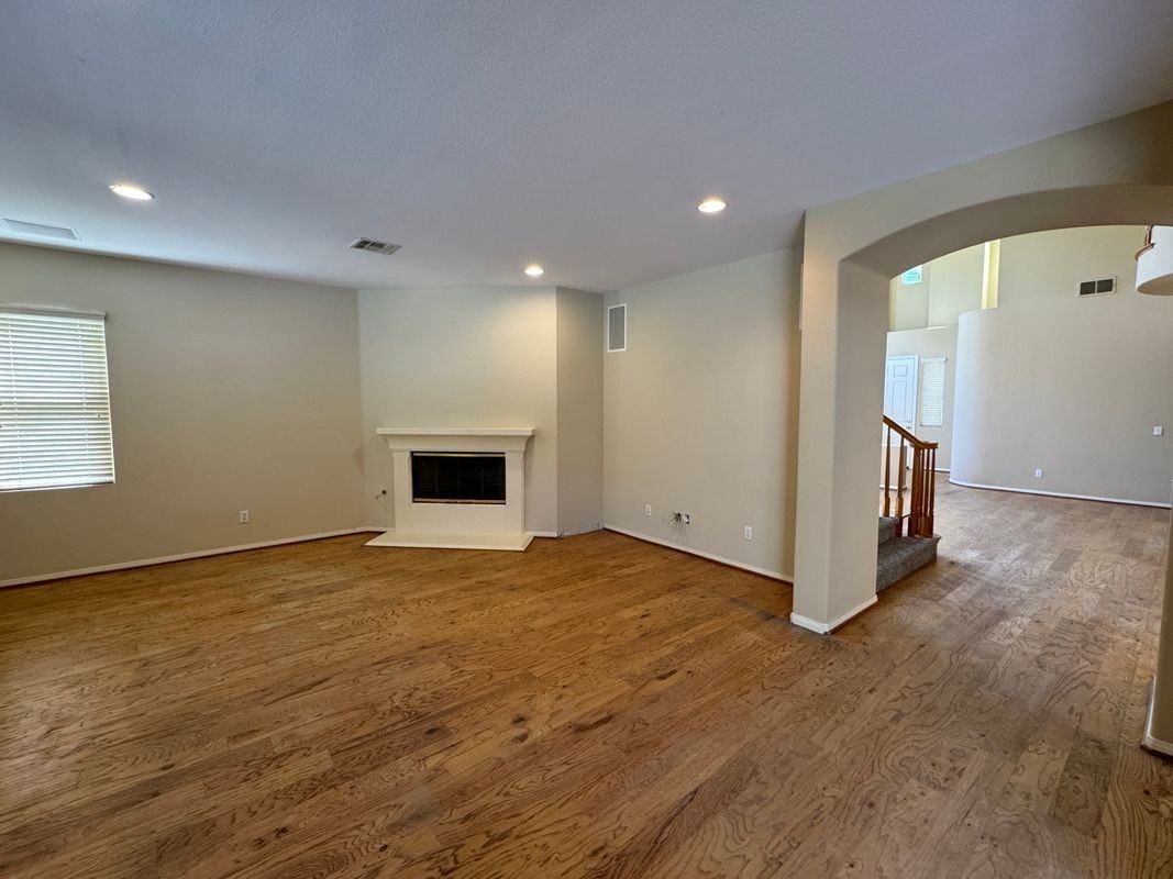 3906 Rill Ct - Photo 3 of 13