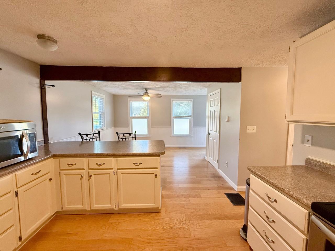 50 Buttonwood Rd #1 - Photo 3 of 19