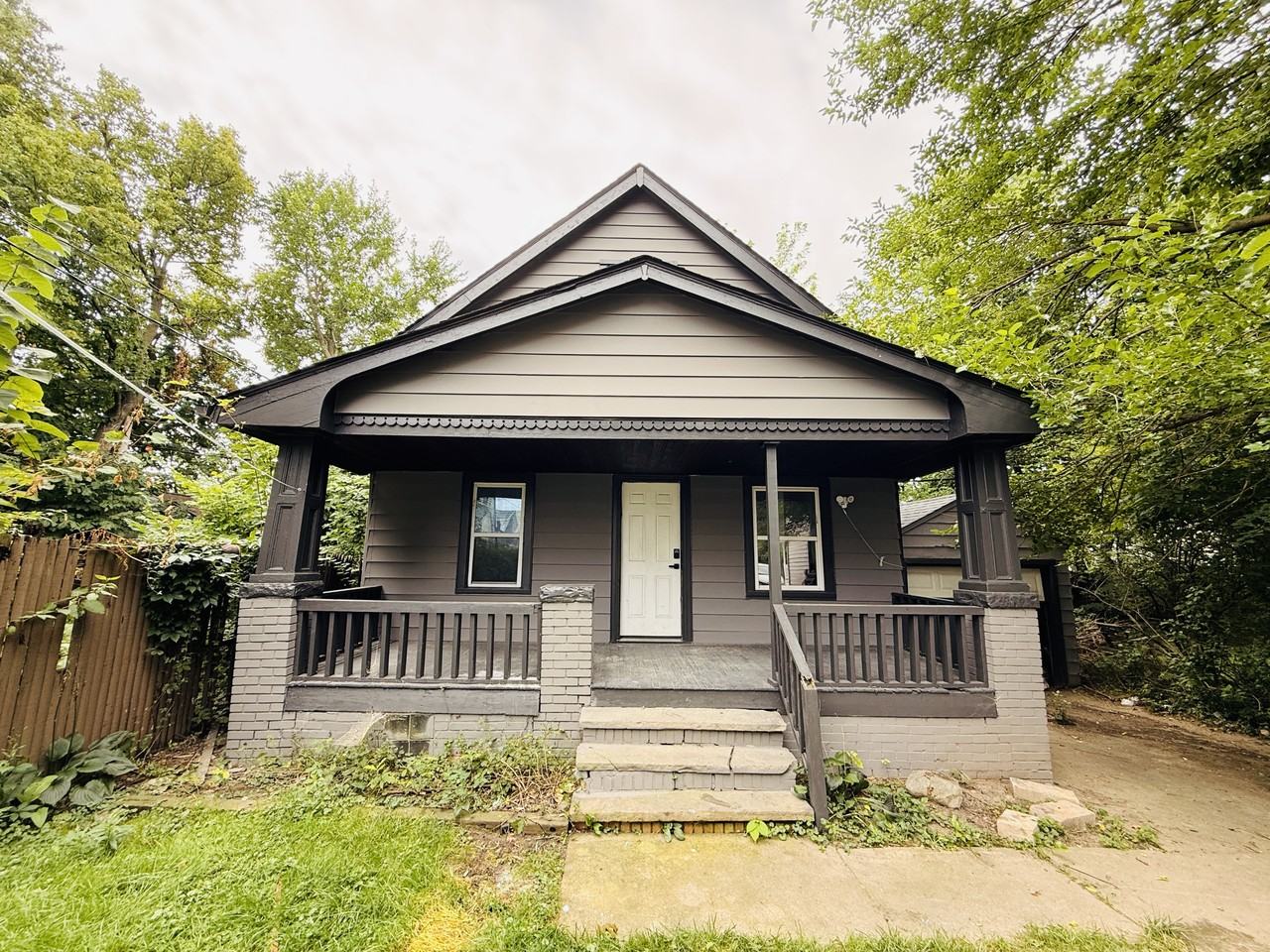 4123 Stickney Ave #BCK