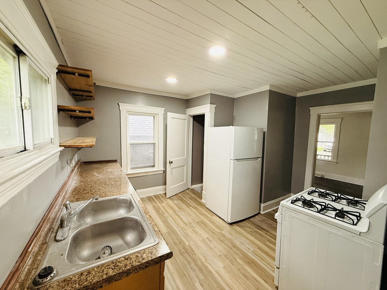4123 Stickney Ave #BCK - Photo 6 of 11