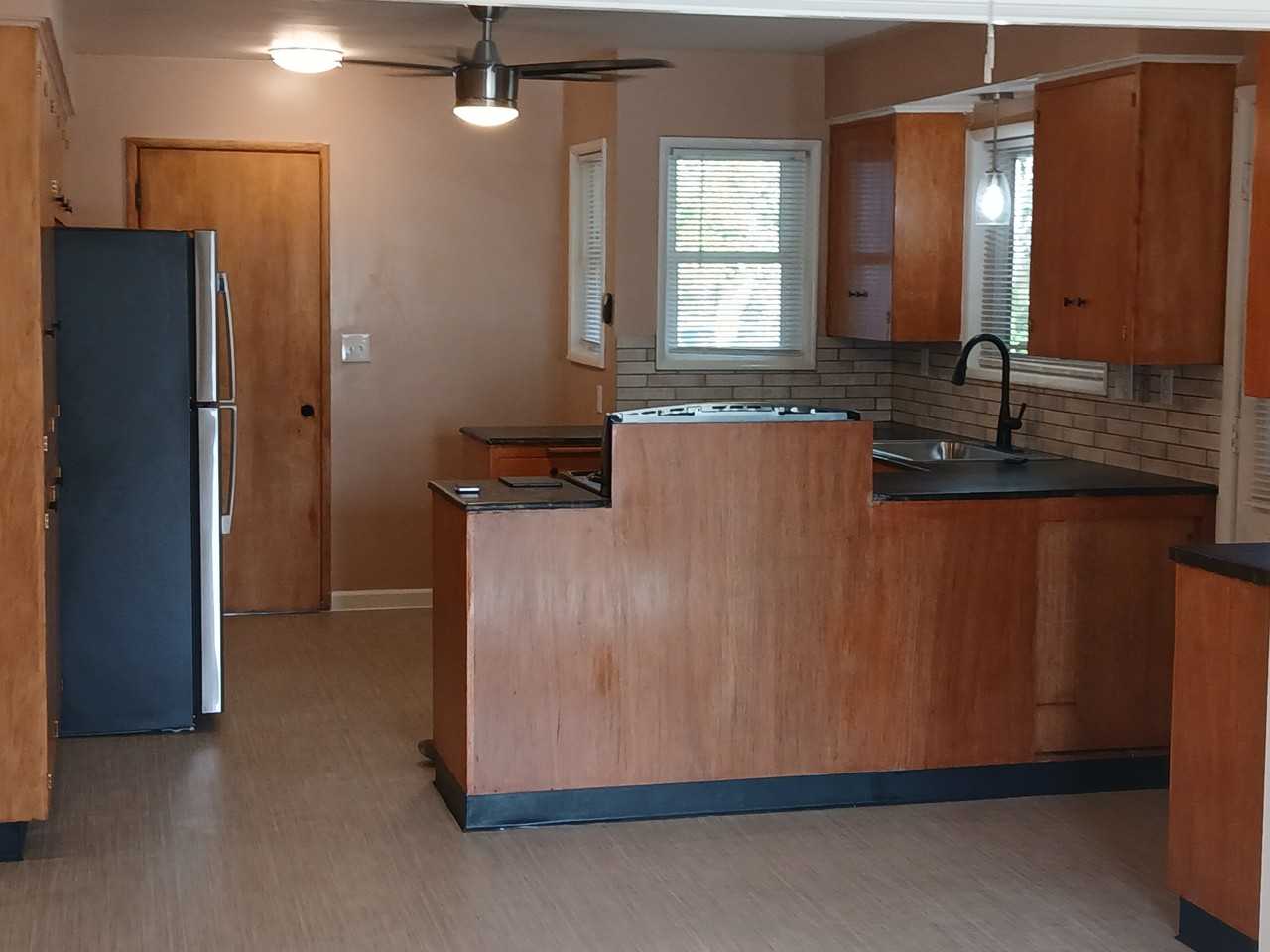 9600 Se 42nd Ave #42ndB - Photo 3 of 15