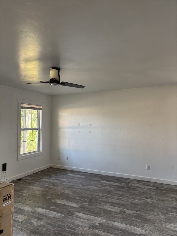 901 Quail Run Rd #1 - Photo 3 of 16