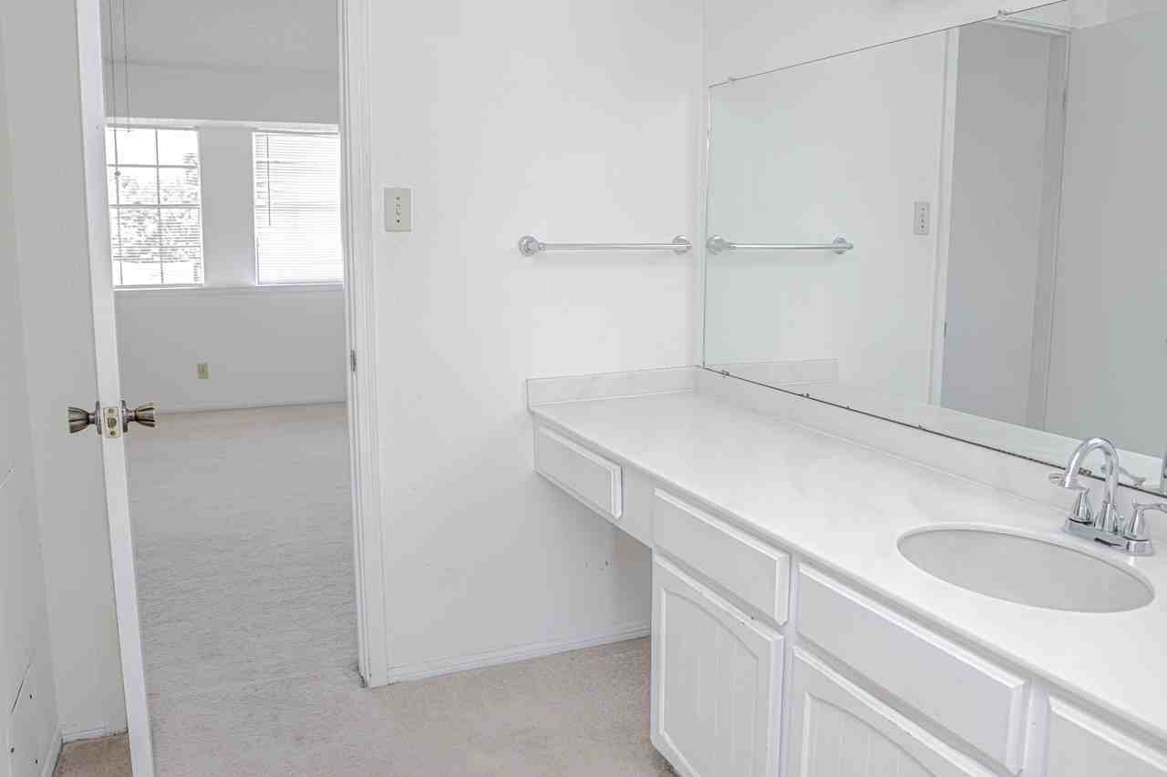 31 San Jacinto Dr - Photo 5 of 18