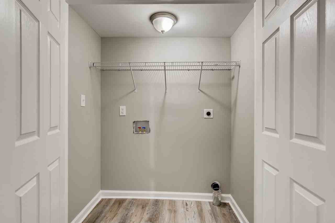 322 Superior St #1 - Photo 2 of 20