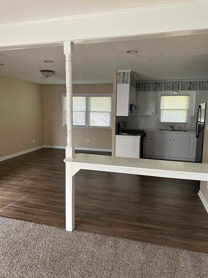 3437 Queens Way #1 - Photo 7 of 11