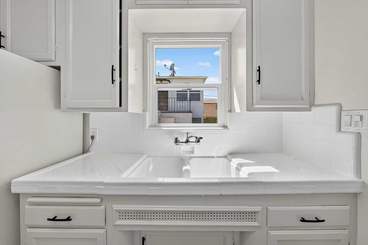 3628 Highland Ave #1 - Photo 3 of 48