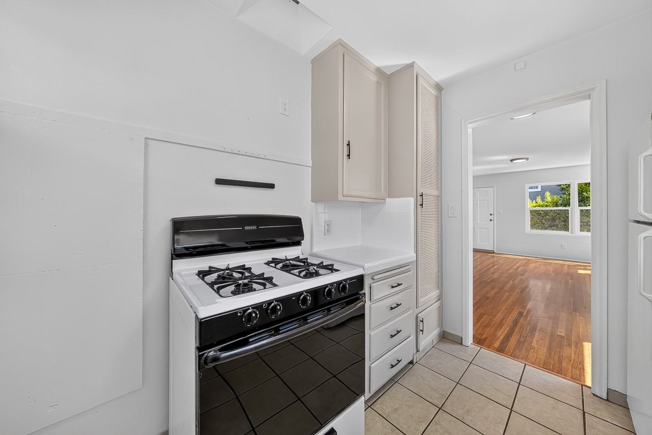 3628 Highland Ave #1 - Photo 4 of 48