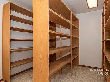 1505 E 10th N #1 - Photo 2 of 18