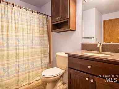 1505 E 10th N #1 - Photo 6 of 18