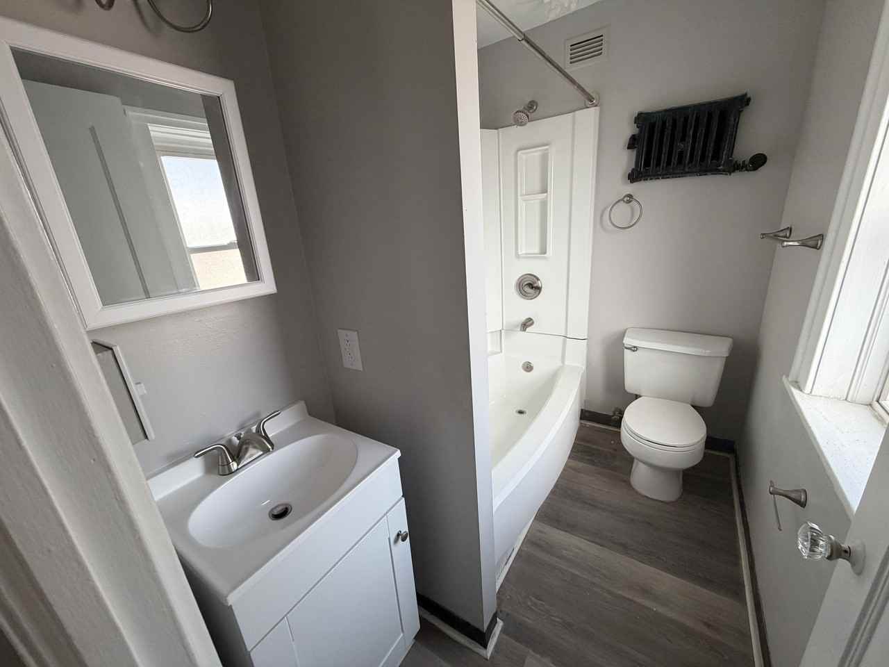 3328 Euclid Ave #205 - Photo 2 of 11