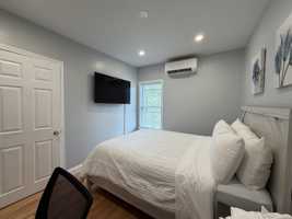 featured image of 16 Gates St #1-2