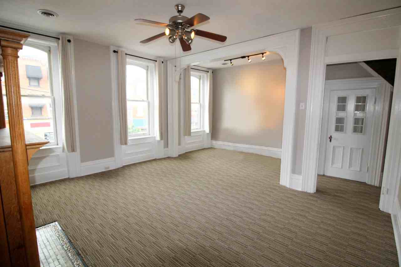 2016 E Carson St #1 - Photo 4 of 20