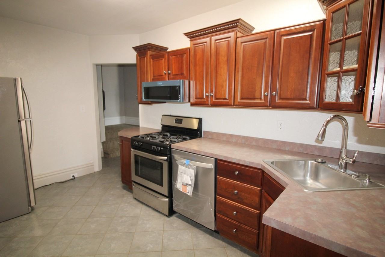 2016 E Carson St #1 - Photo 7 of 20