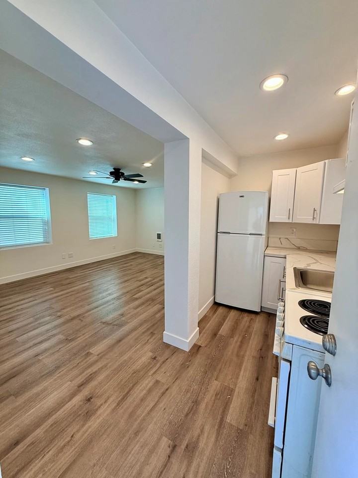 761-765 Walnut Avenue Long Beach CA 90813 - Photo 2 of 18