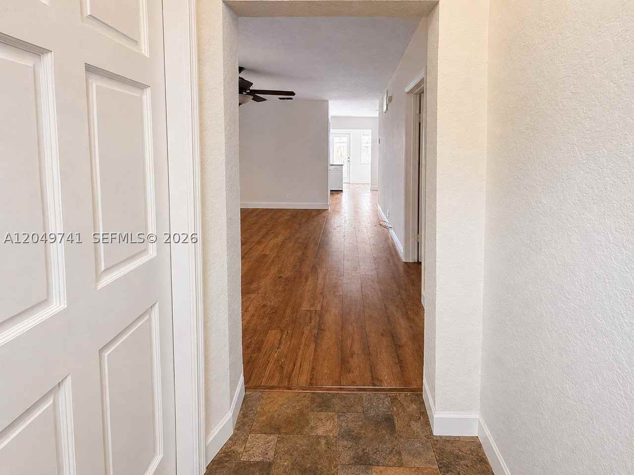 5040 Ne 14th Ter #0 - Photo 6 of 23