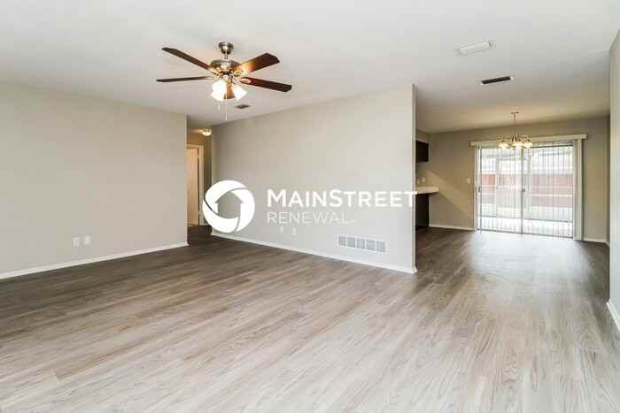 104 Abby Ln - Photo 4 of 16