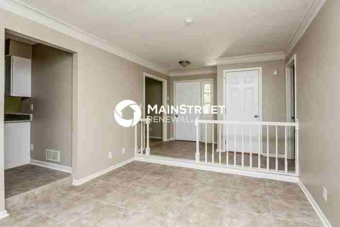 3837 Eagle Woods Cir - Photo 2 of 15