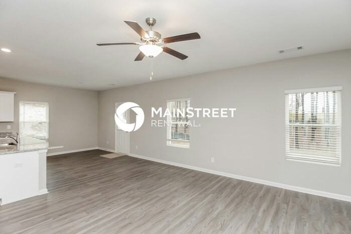 1005 Nandina Ct - Photo 6 of 17