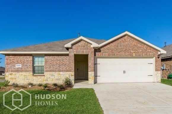 3103 Logan Dr