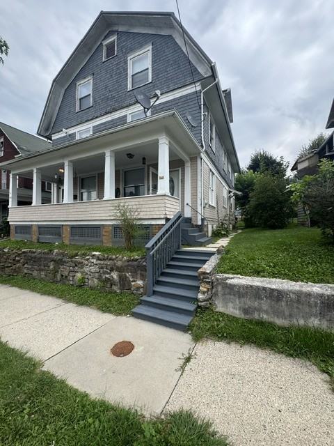 710 Grove Ave