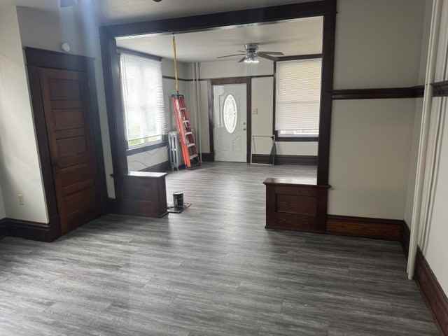 710 Grove Ave - Photo 5 of 13