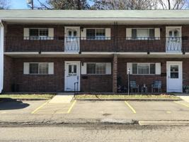 featured image of 400 Tracy Ln #11