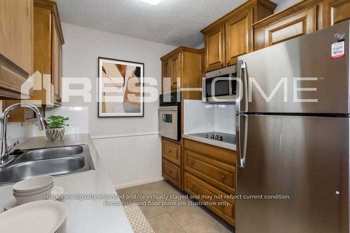 418 W Ferndale Ln - Photo 4 of 18
